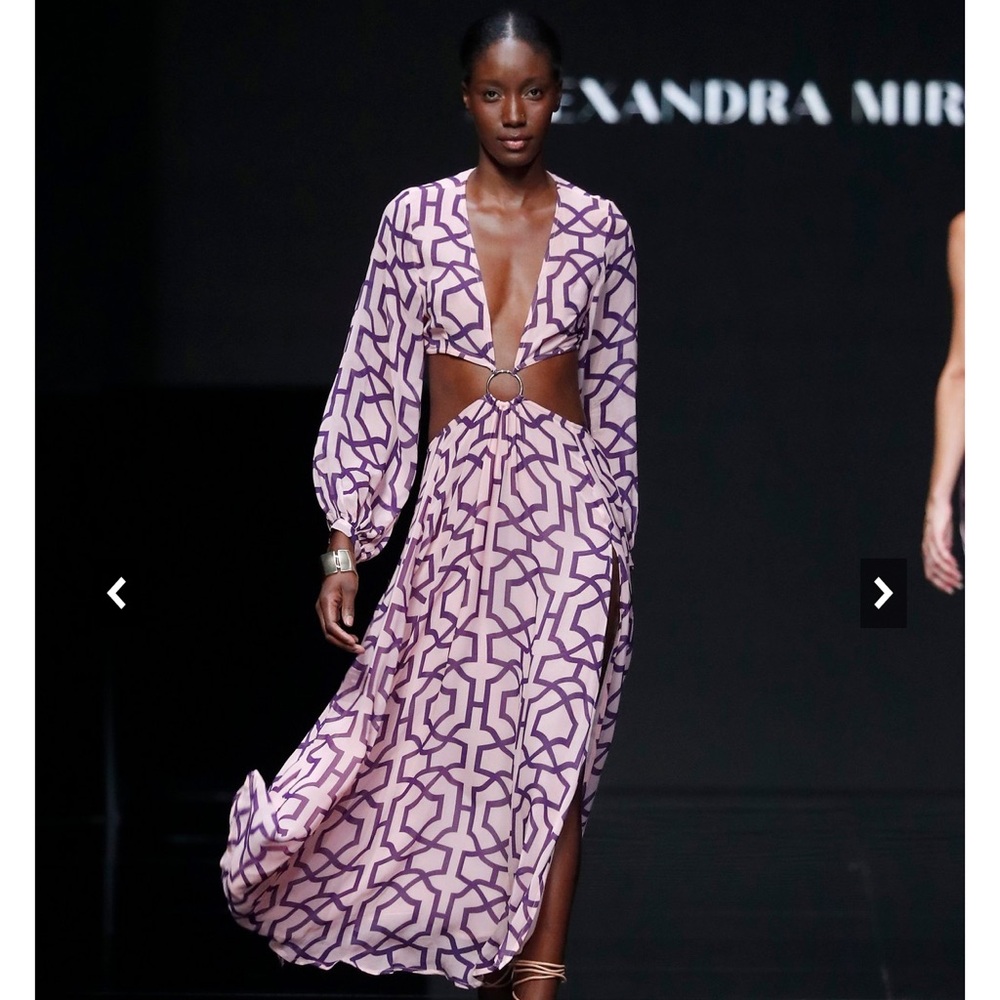 ALEXANDRA MIRO- Saphira Cut-out Dress in Crepe de Chine - Picture 3 of 7